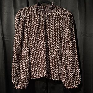 Elegant Women's Blouse with Chic Pattern Design